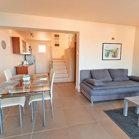 Apartments Eva Savar Экстерьер фото