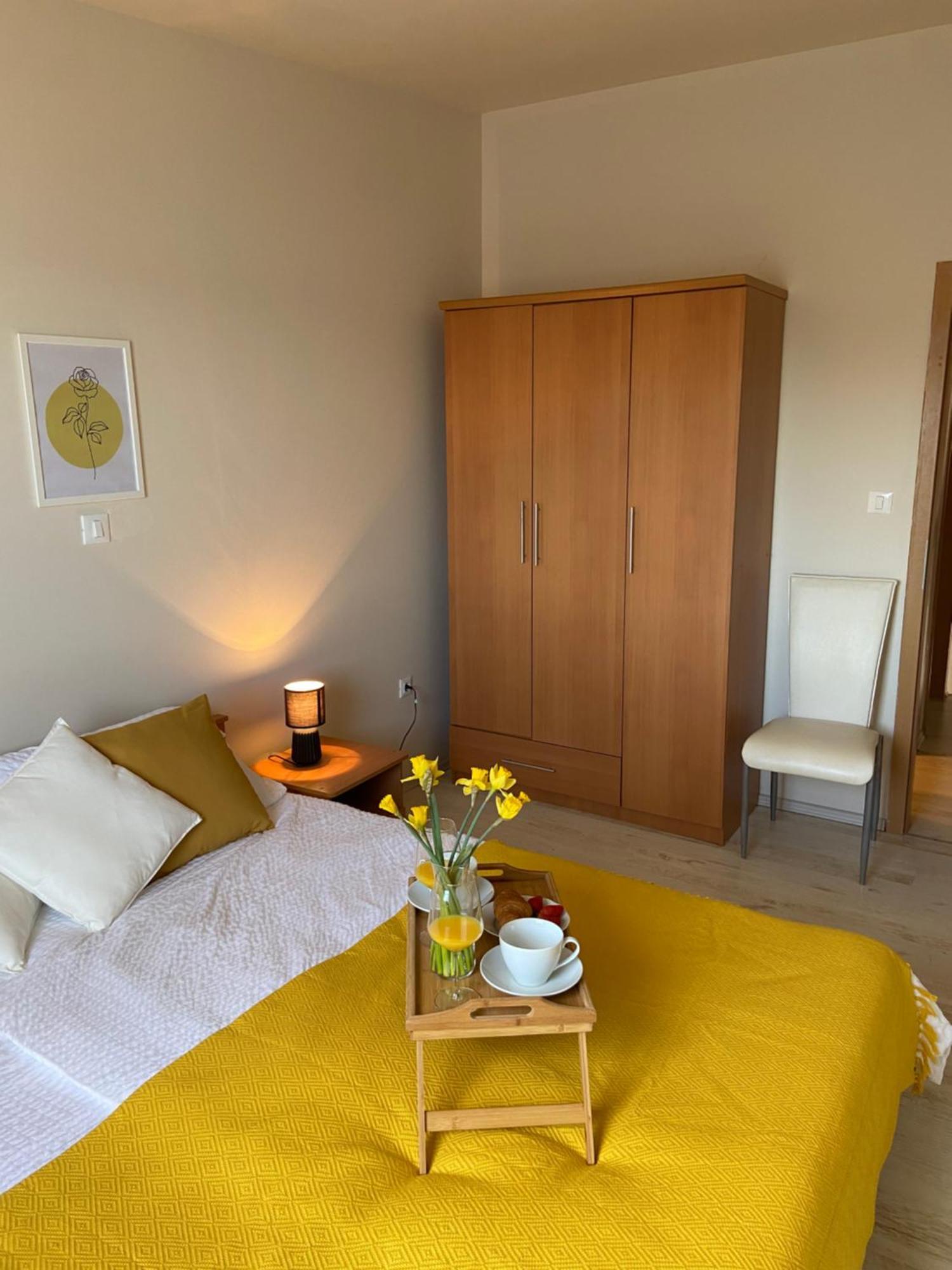 Apartments Eva Savar Экстерьер фото